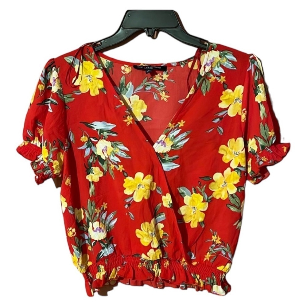 One Heart Clothing Floral V Neck Crop Top